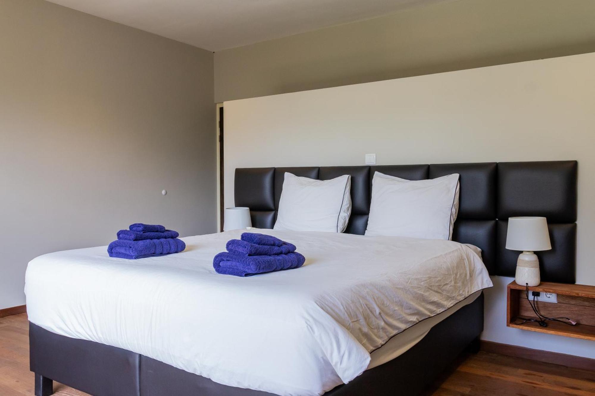 Stylish 4 Bedroom Modern Villa Design, Walking Distance From The Beach Jan Thiel 외부 사진