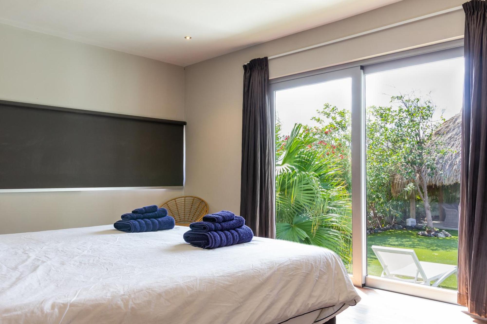 Stylish 4 Bedroom Modern Villa Design, Walking Distance From The Beach Jan Thiel 외부 사진