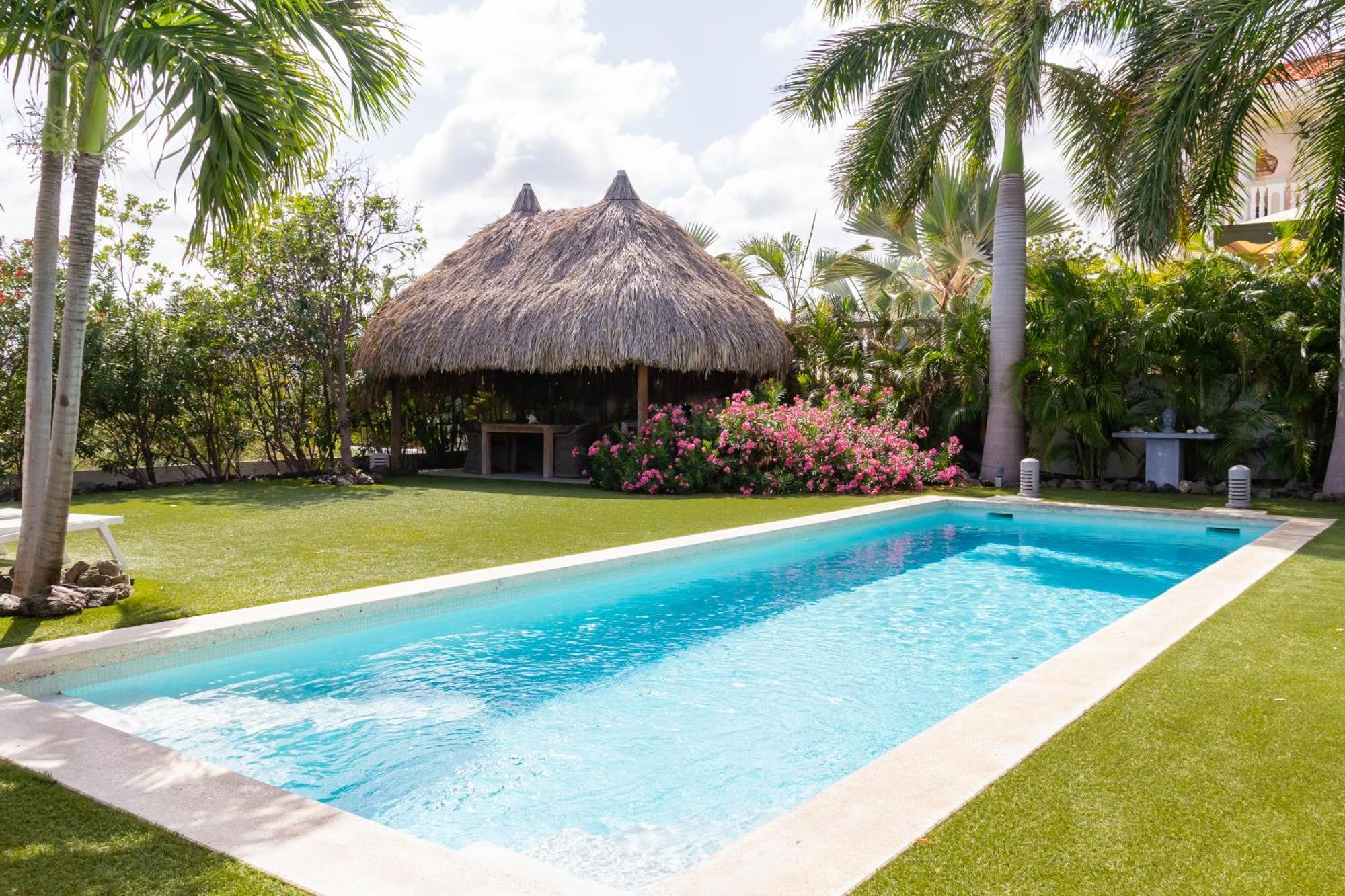 Stylish 4 Bedroom Modern Villa Design, Walking Distance From The Beach Jan Thiel 외부 사진