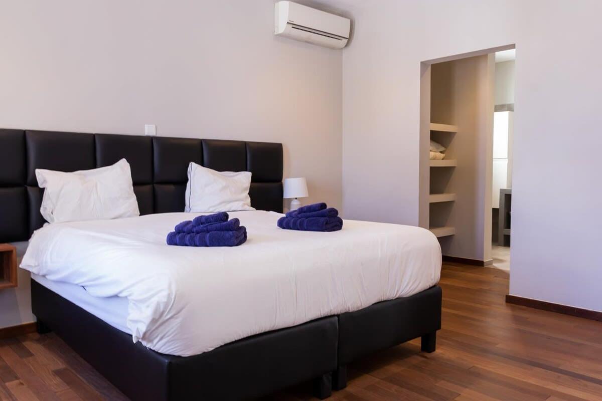 Stylish 4 Bedroom Modern Villa Design, Walking Distance From The Beach Jan Thiel 외부 사진