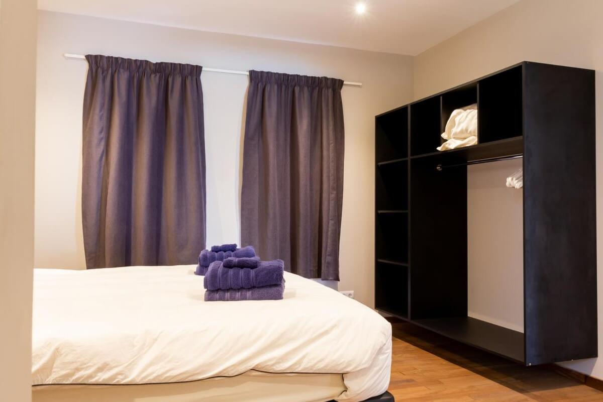 Stylish 4 Bedroom Modern Villa Design, Walking Distance From The Beach Jan Thiel 외부 사진