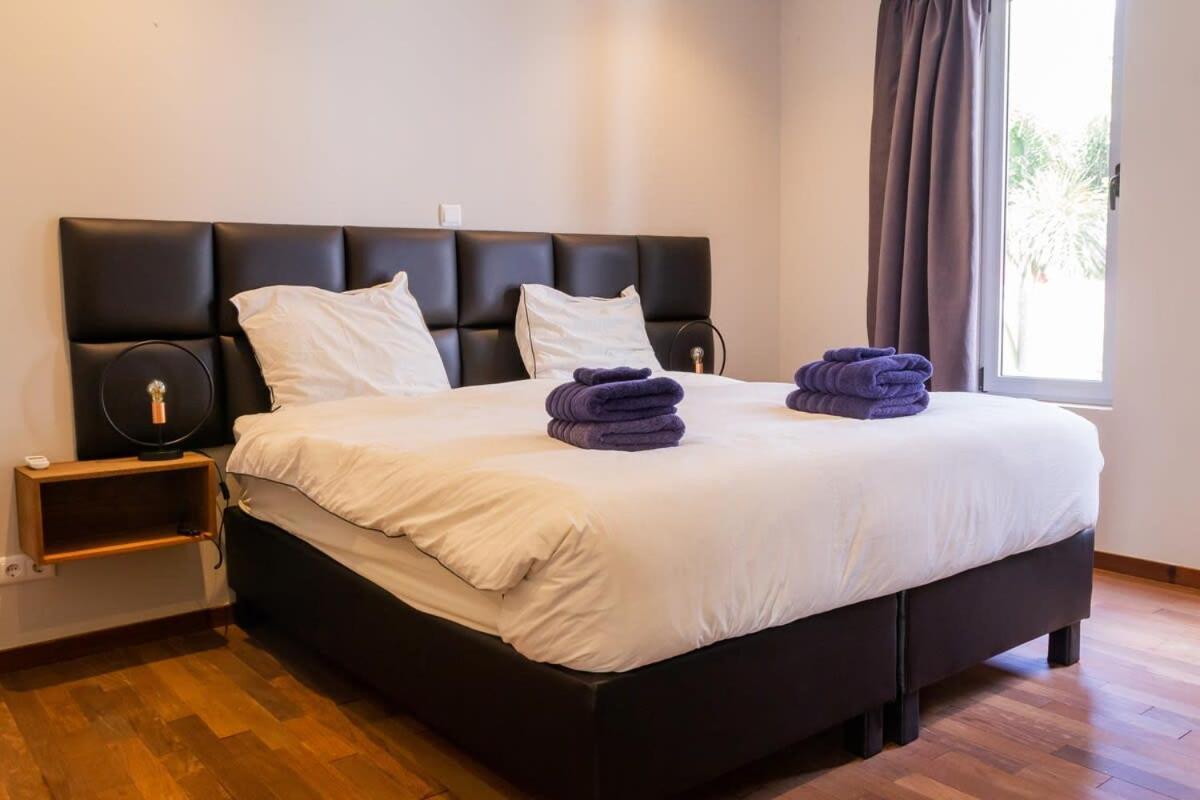 Stylish 4 Bedroom Modern Villa Design, Walking Distance From The Beach Jan Thiel 외부 사진